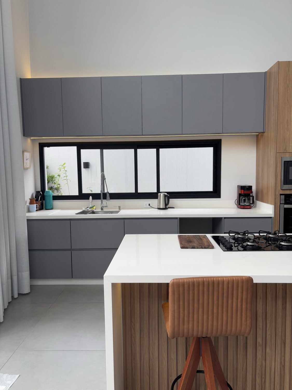Diego e Janaína — cozinha ilha
